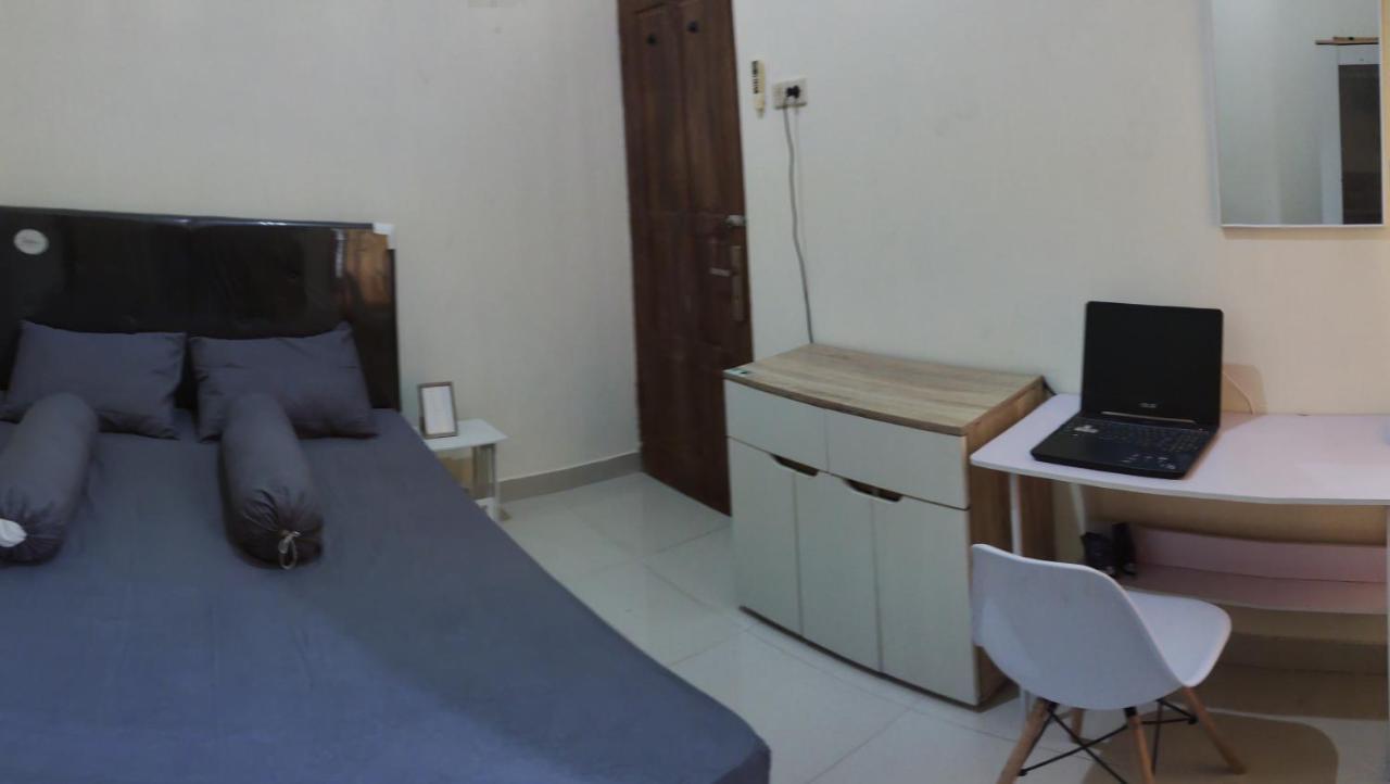 Choko Homestay Colomadu Bagian luar foto